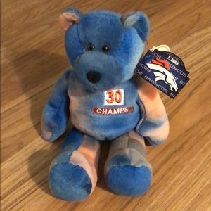 Broncos Davis 30 Pro Bear